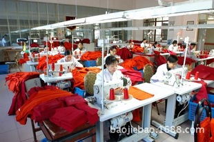 錫山區東港寶杰寶制衣廠 專業打造品質服裝，一站式批發服務
